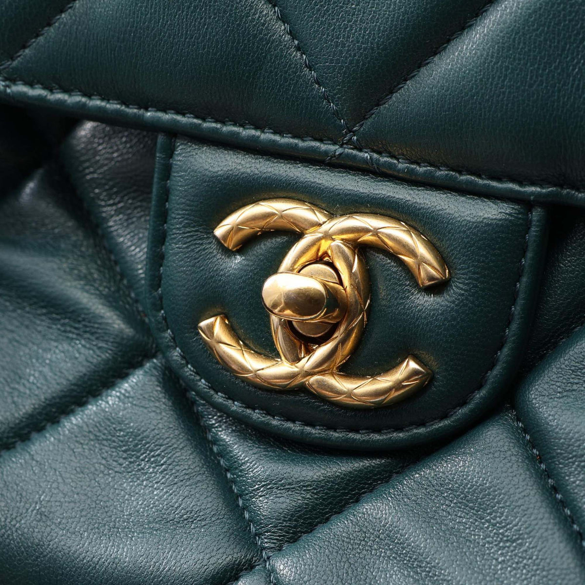 Chanel CC Quilted Lambskin Single Flap