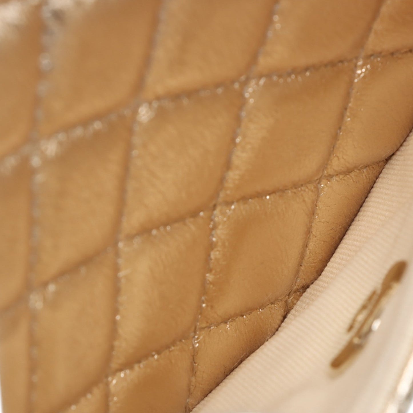 Chanel Metallic Quilted Lambskin CC in Love Heart Crossbody
