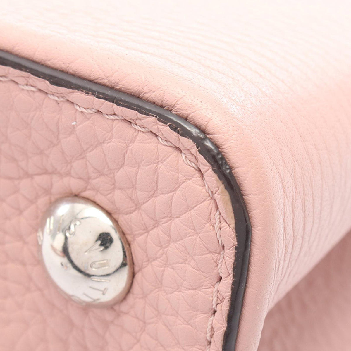 Louis Vuitton Taurillon Capucines MM