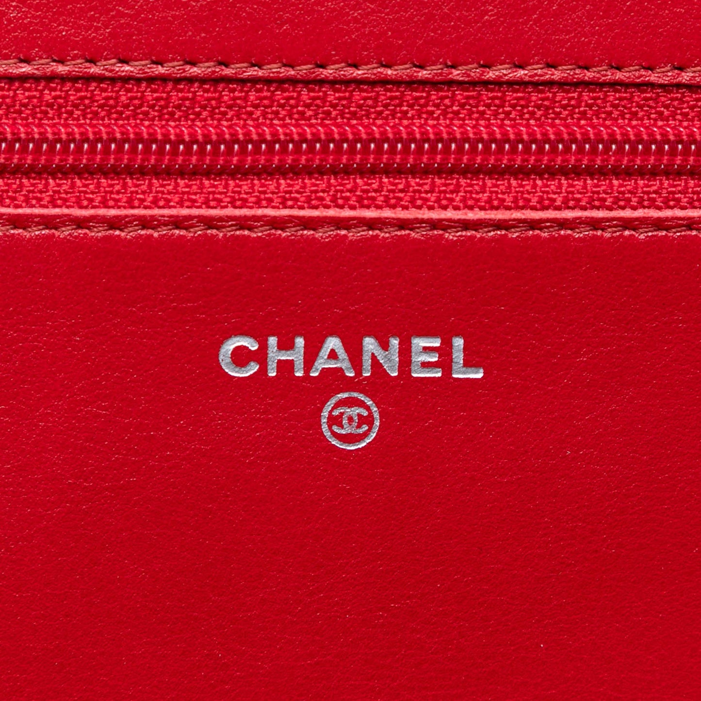 Chanel CC Caviar Wallet On Chain