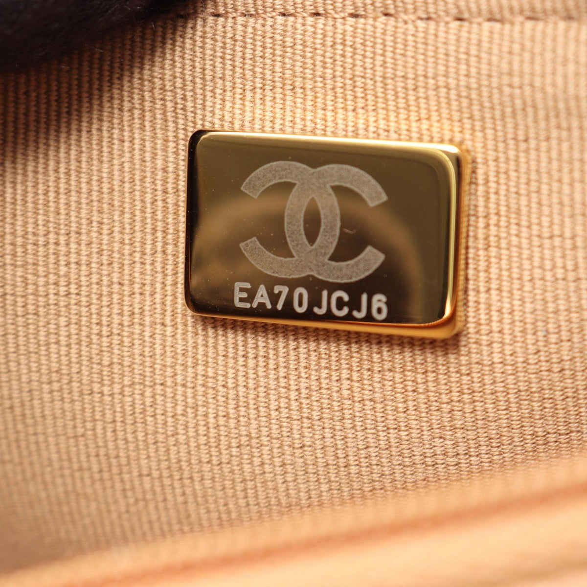 Chanel CC Quilted Caviar Wallet on Chain