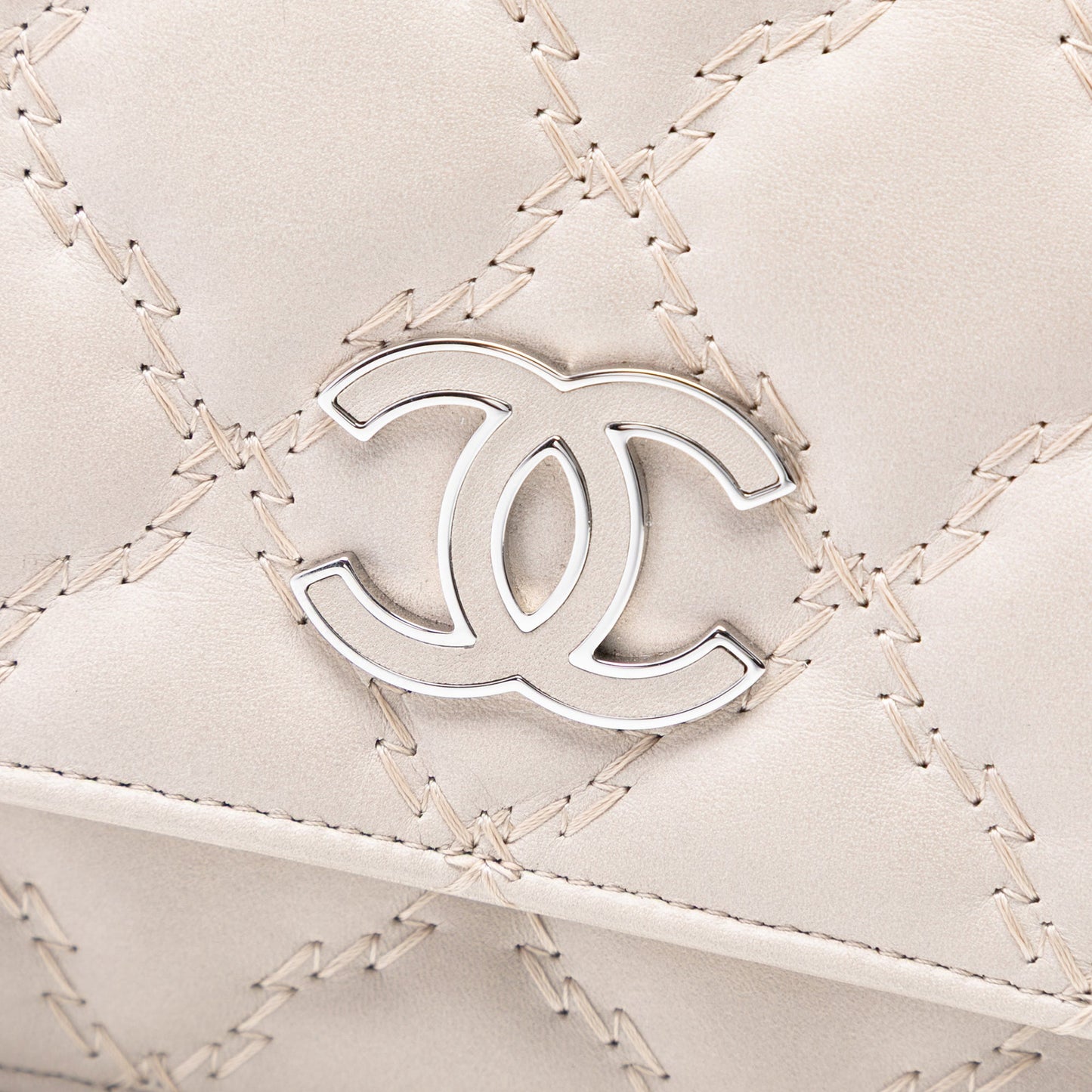 Chanel CC Quilted Calfskin Double Stitch Hamptons Wallet on Chain