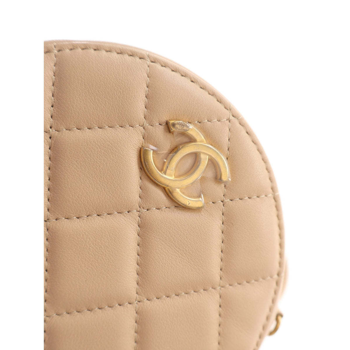 Chanel Quilted Lambskin About Pearls Round Clutch with Chain — Beige