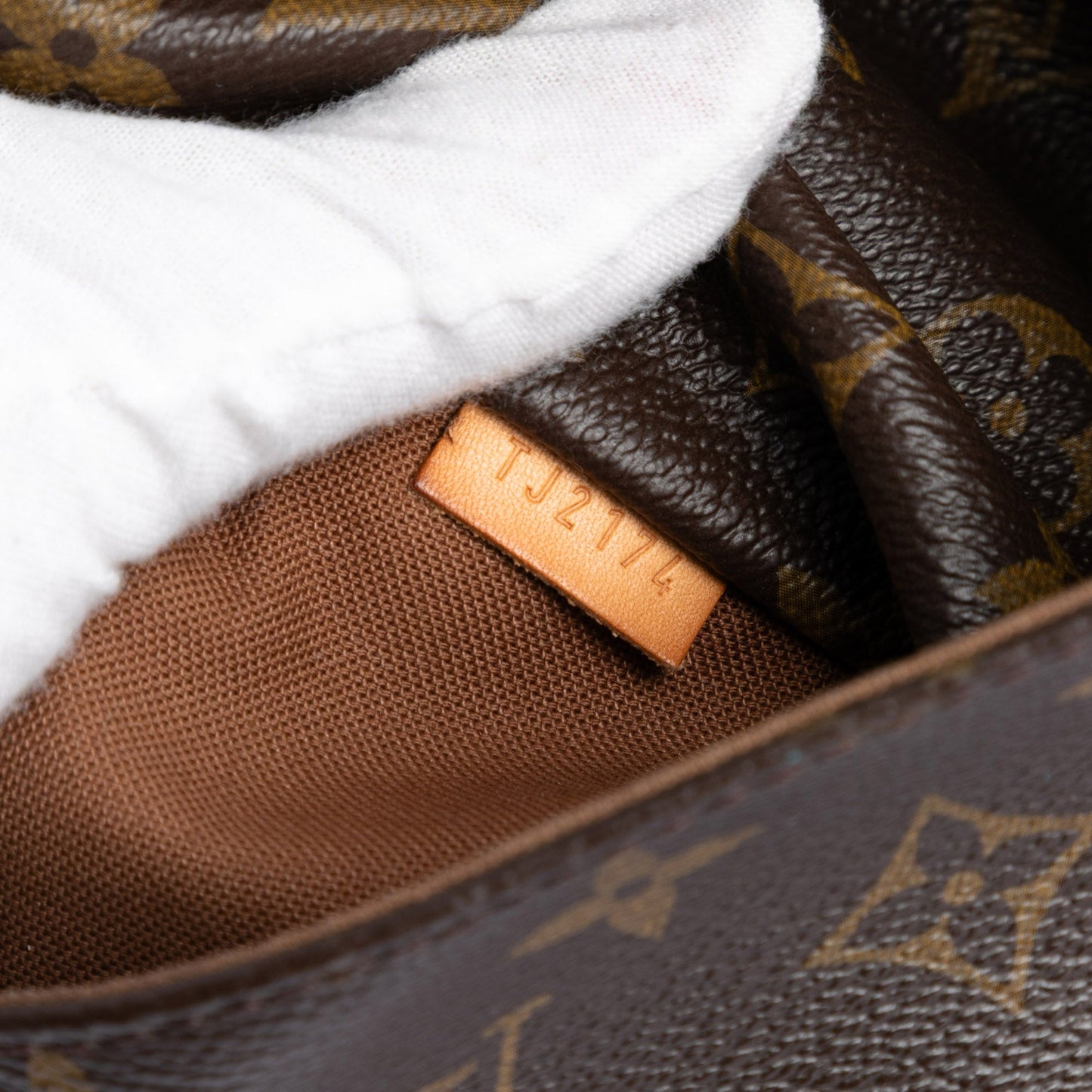 Louis Vuitton Monogram Totally MM