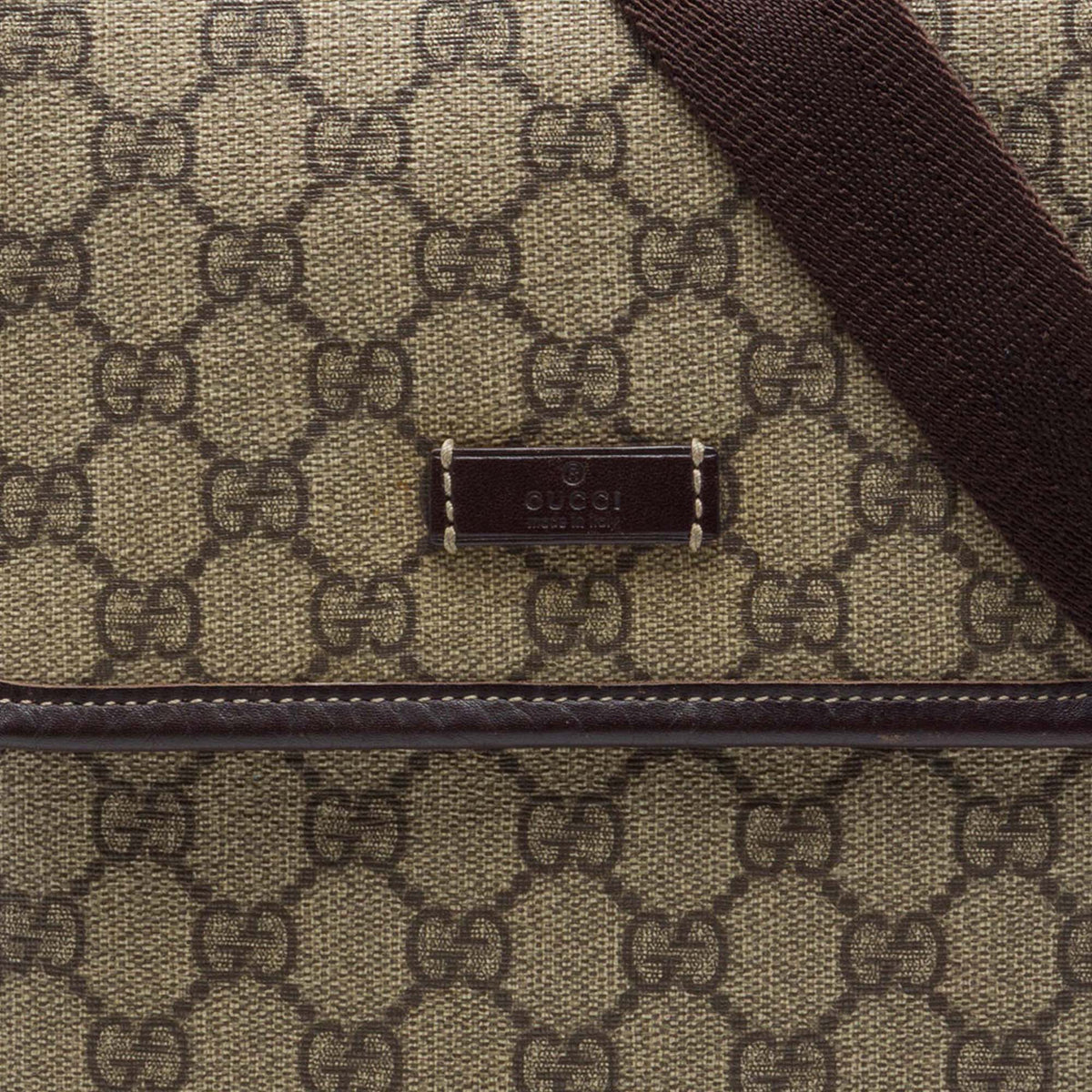 Gucci GG Supreme Crossbody