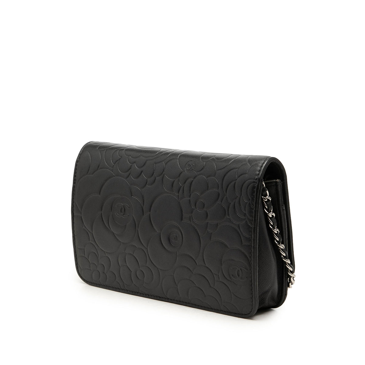 Chanel CC Embossed Lambskin Camellia Wallet On Chain — Black