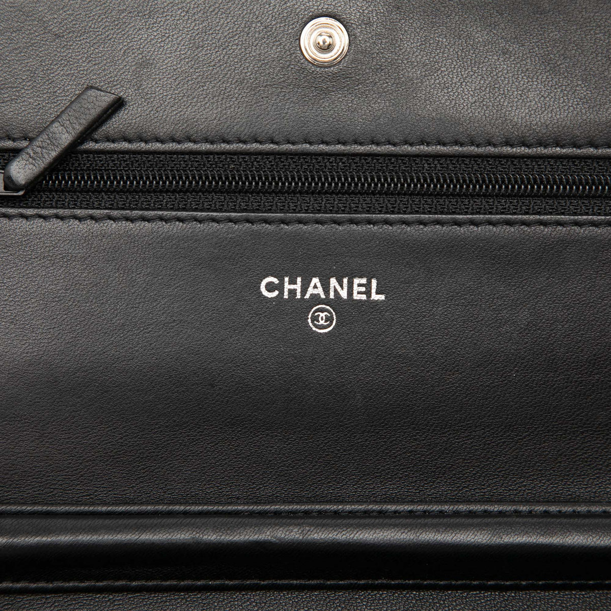Chanel CC Embossed Lambskin Camellia Wallet On Chain — Black