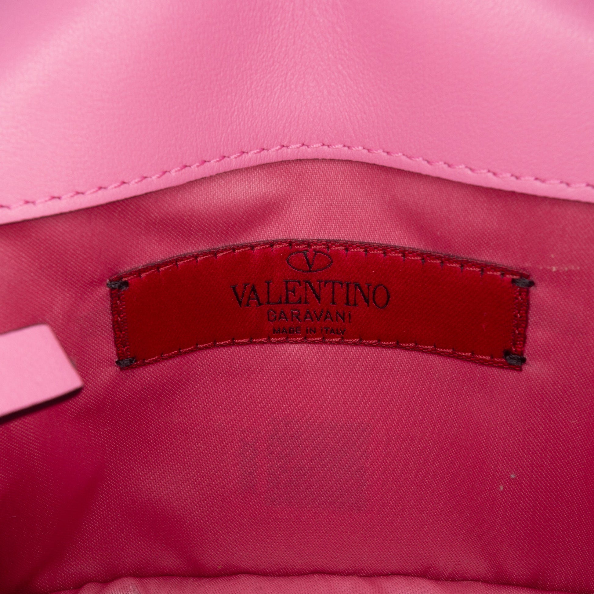 Valentino Pebbled Calfskin Rockstud Wallet On Chain