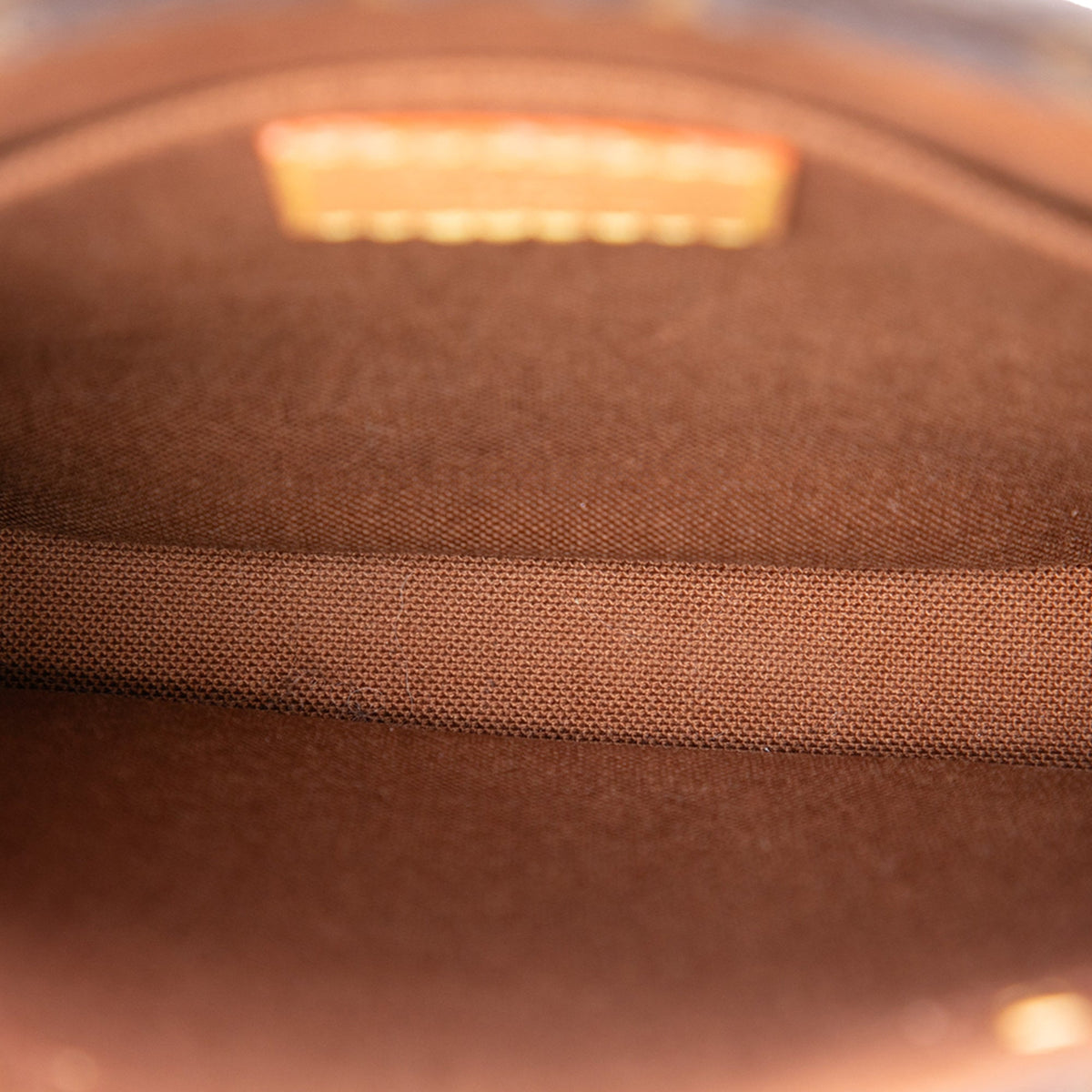 Louis Vuitton Monogram Petit Sac Plat