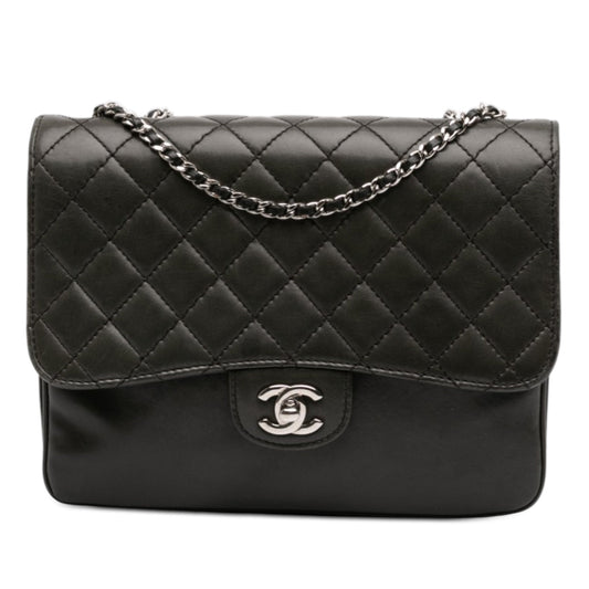 Chanel Medium Quilted Lambskin Clams Pocket Flap