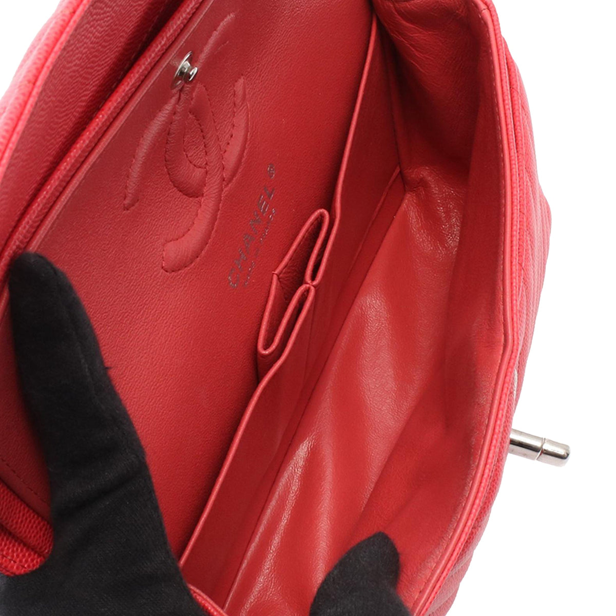 Chanel Medium Classic Chevron Caviar Double Flap — Red