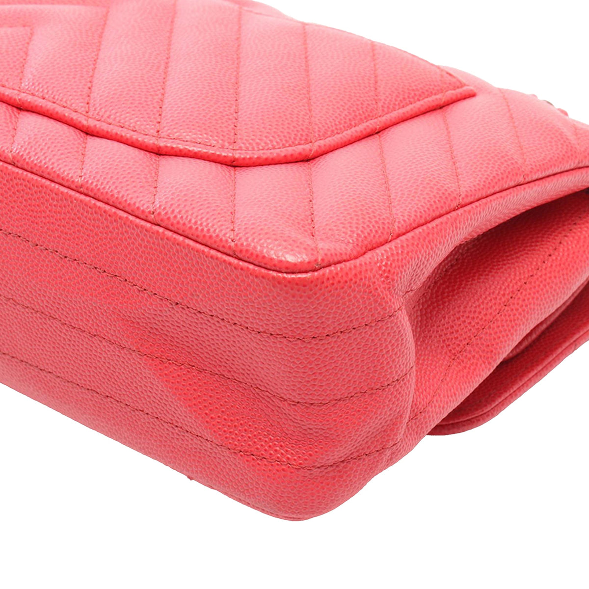 Chanel Medium Classic Chevron Caviar Double Flap — Red