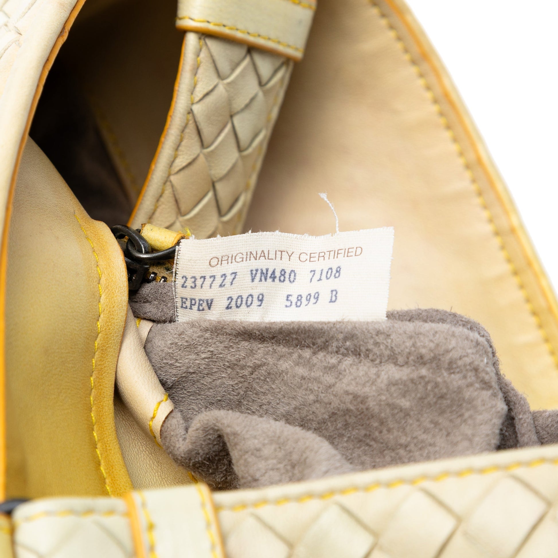 Bottega Veneta Nappa Intrecciato Nuance Bucket Bag