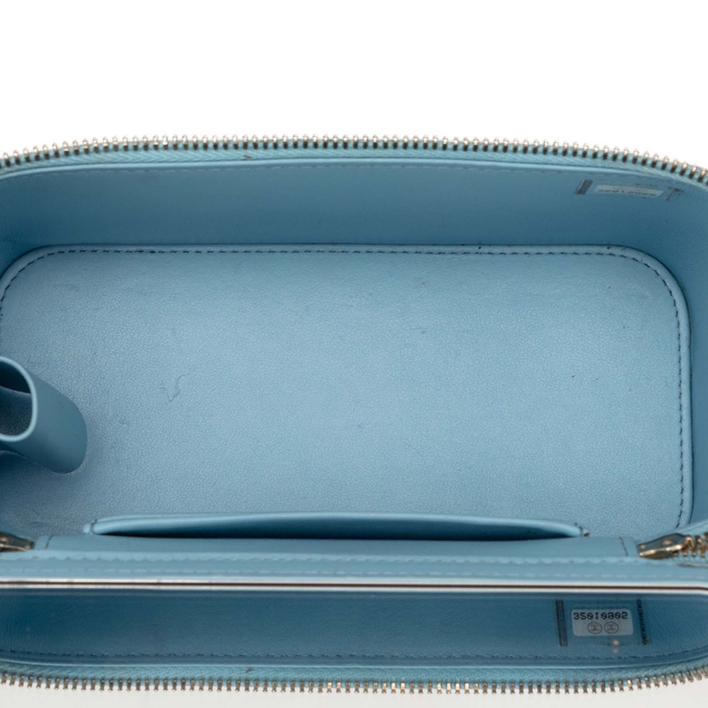 Chanel Caviar Pick Me Up Vanity Case