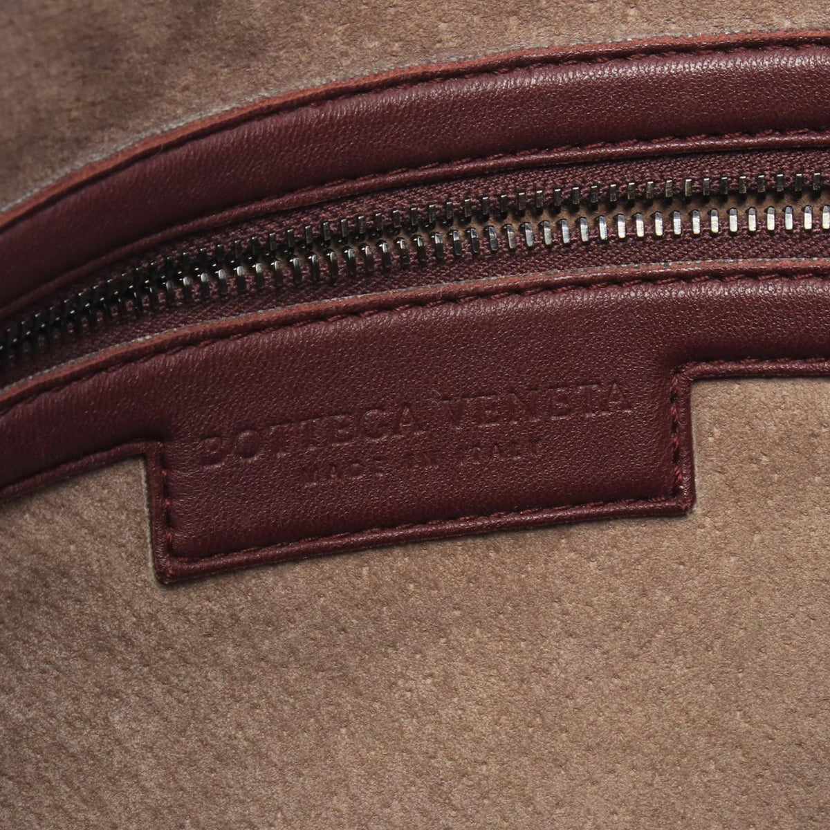 Bottega Veneta Medium Nappa Intrecciato Veneta Hobo — Red