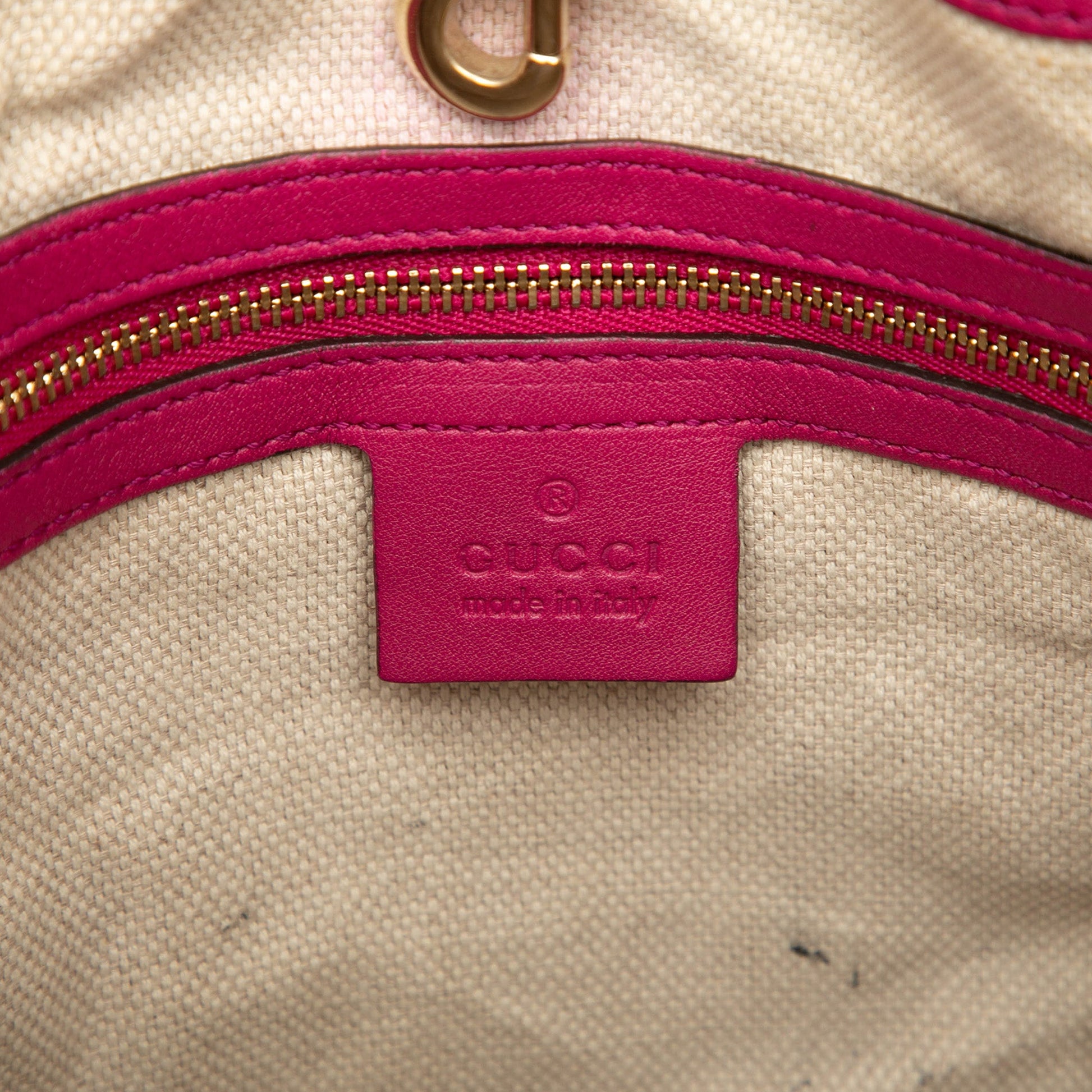 Gucci Medium Leather Soho Chain Tote