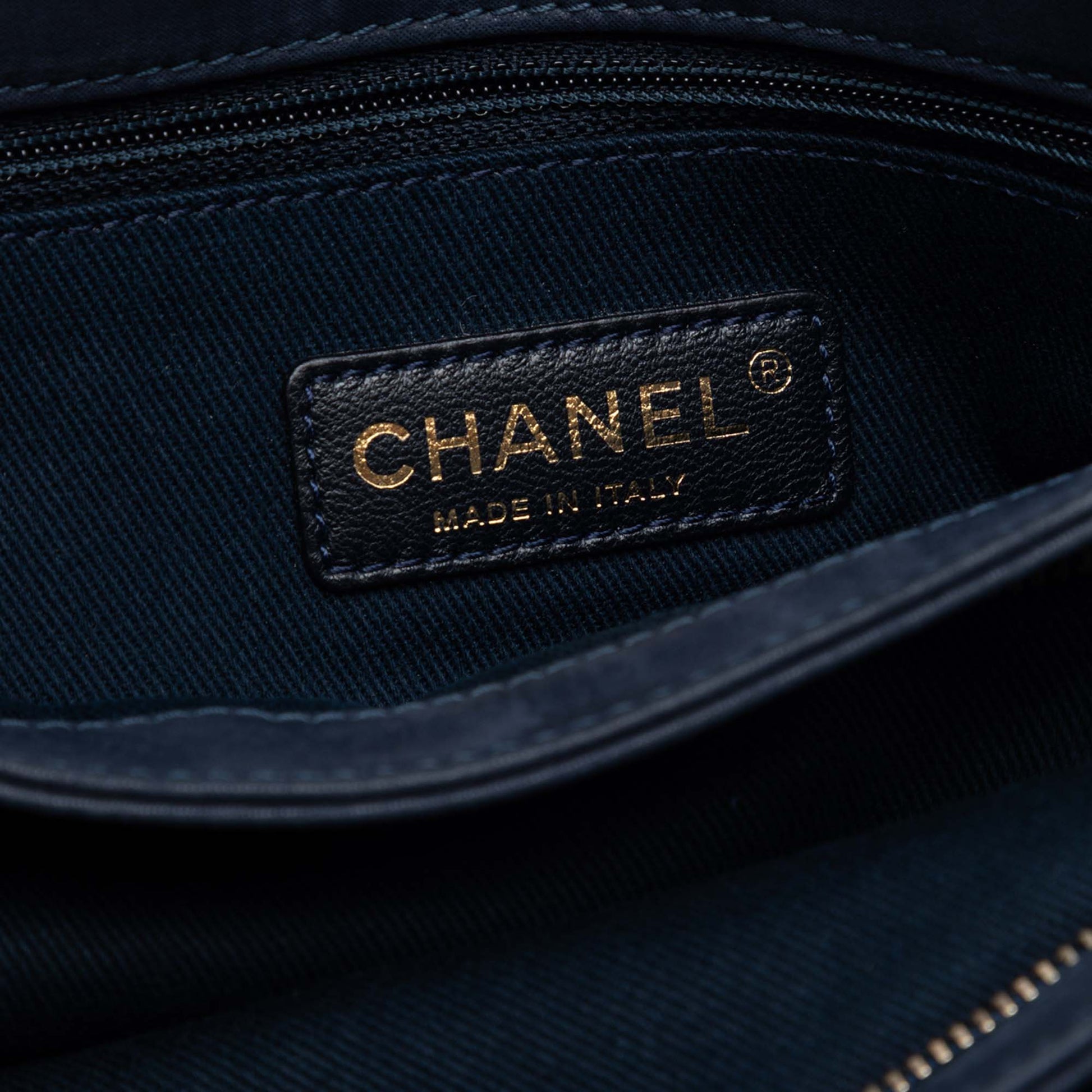 Chanel Jumbo Quilted Calfskin Triple Stitched Flap