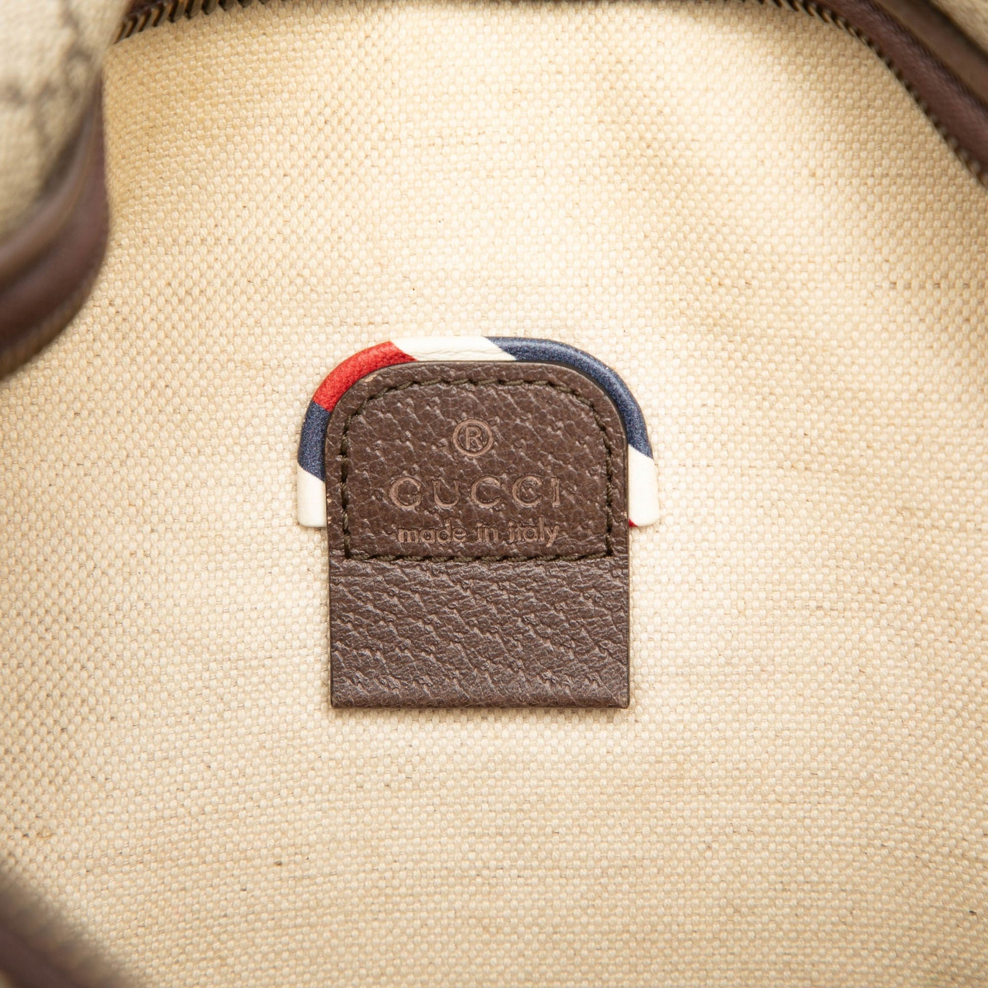Gucci GG Supreme Courrier Belt Bag