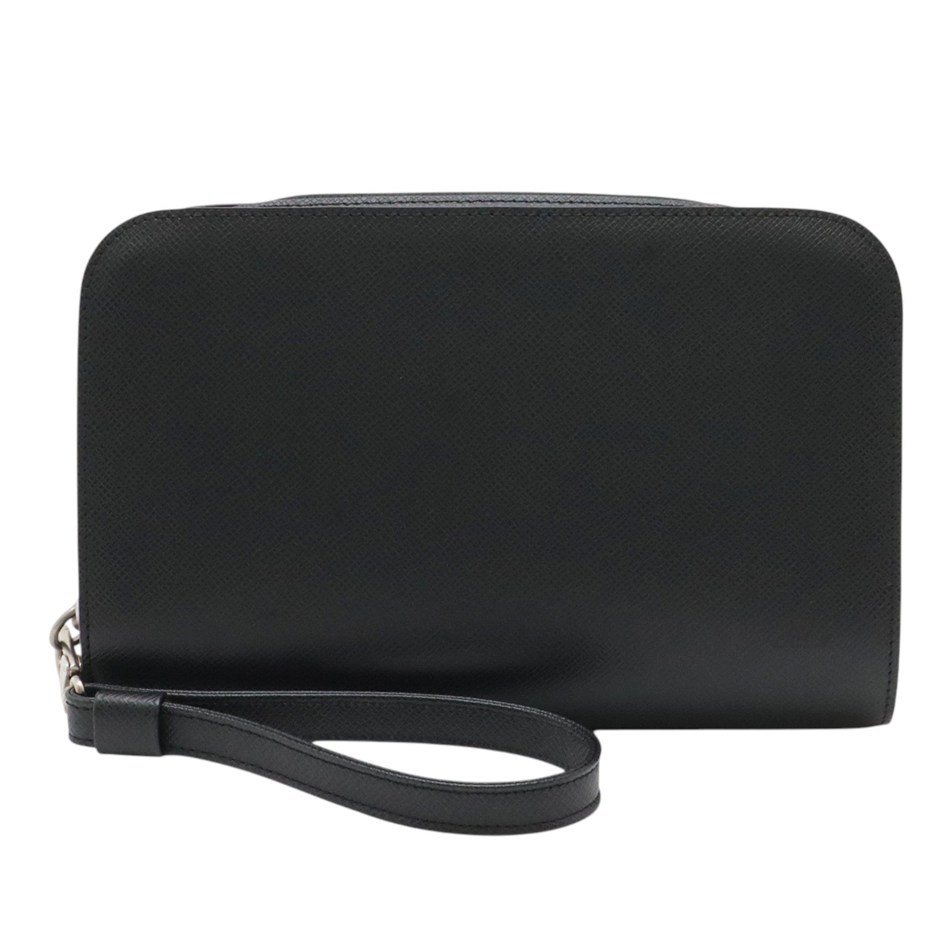 Louis Vuitton Taiga Pochette Baikal