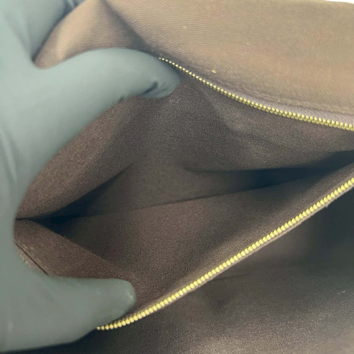 Louis Vuitton Monogram Menilmontant PM