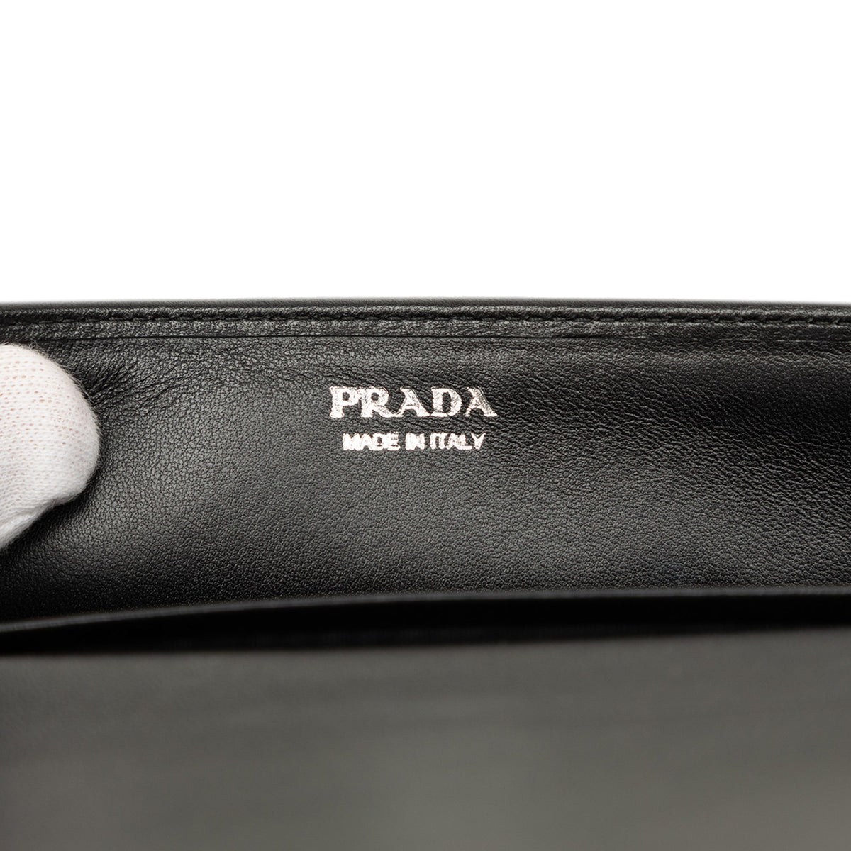 Prada Nappa Gaufre Wallet On Chain