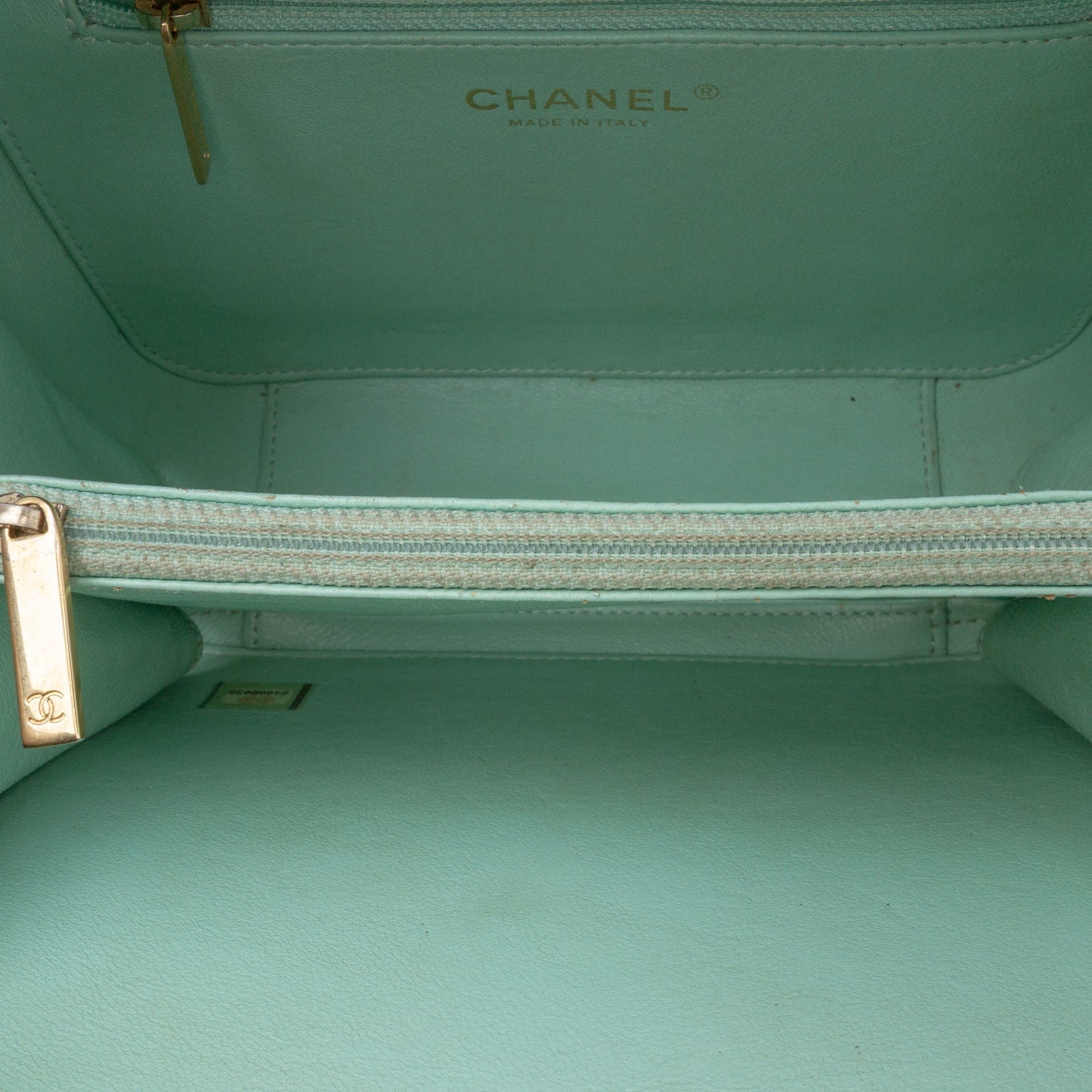 Chanel Medium Caviar CC Filigree Vanity Case