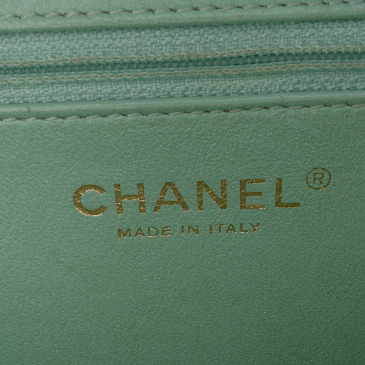 Chanel Medium Caviar CC Filigree Vanity Case