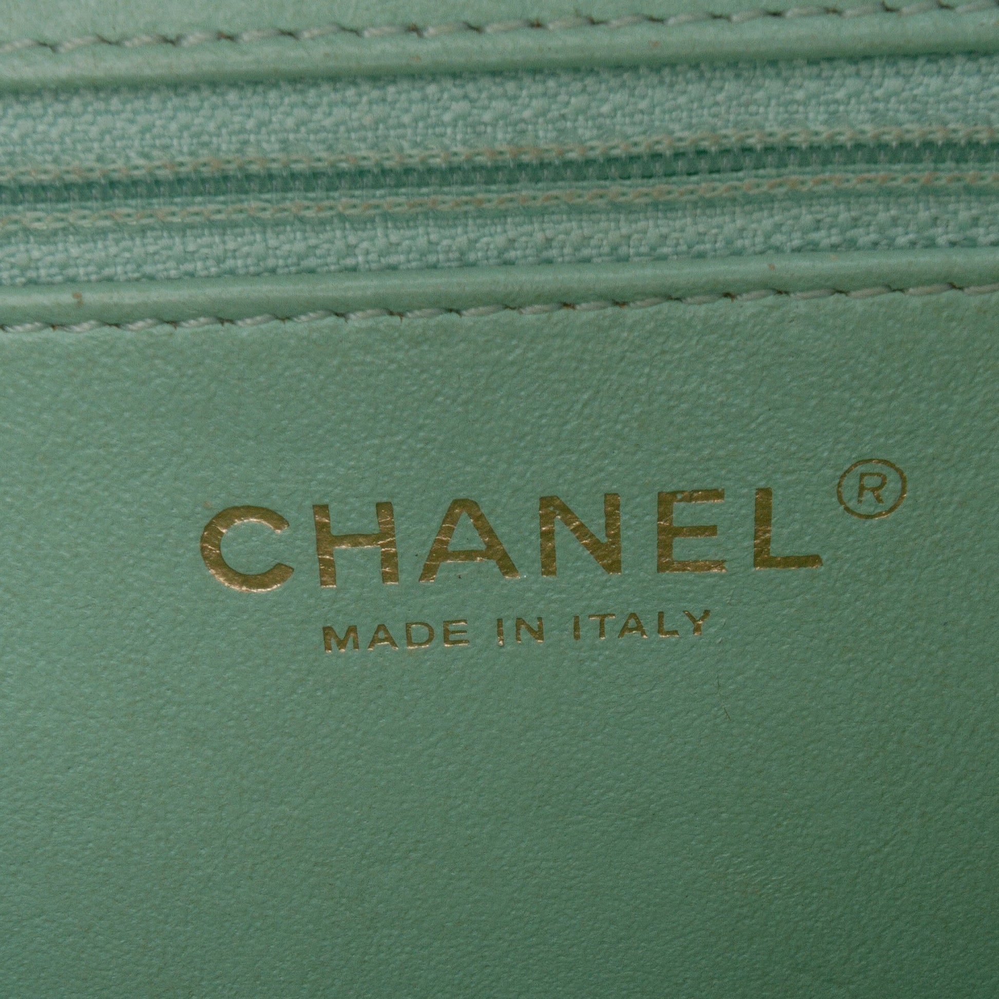 Chanel Medium Caviar CC Filigree Vanity Case
