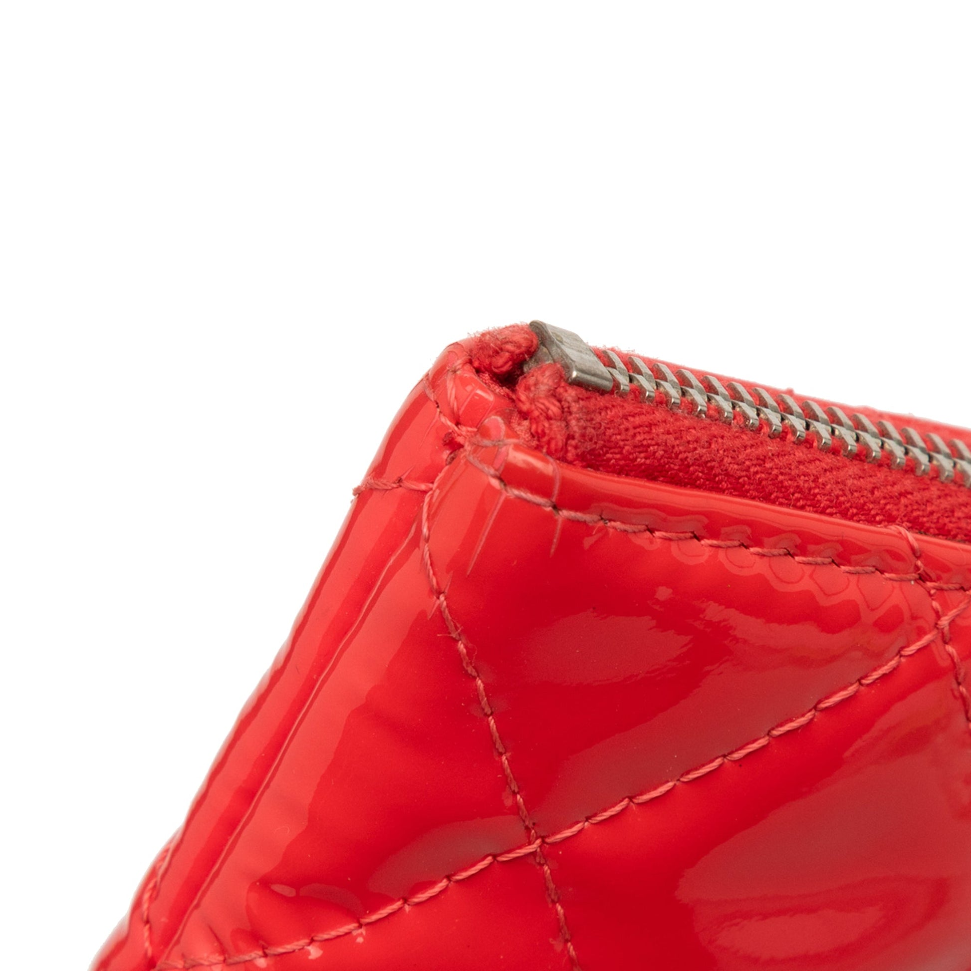 Chanel Medium Patent Quilted Cosmetic Case