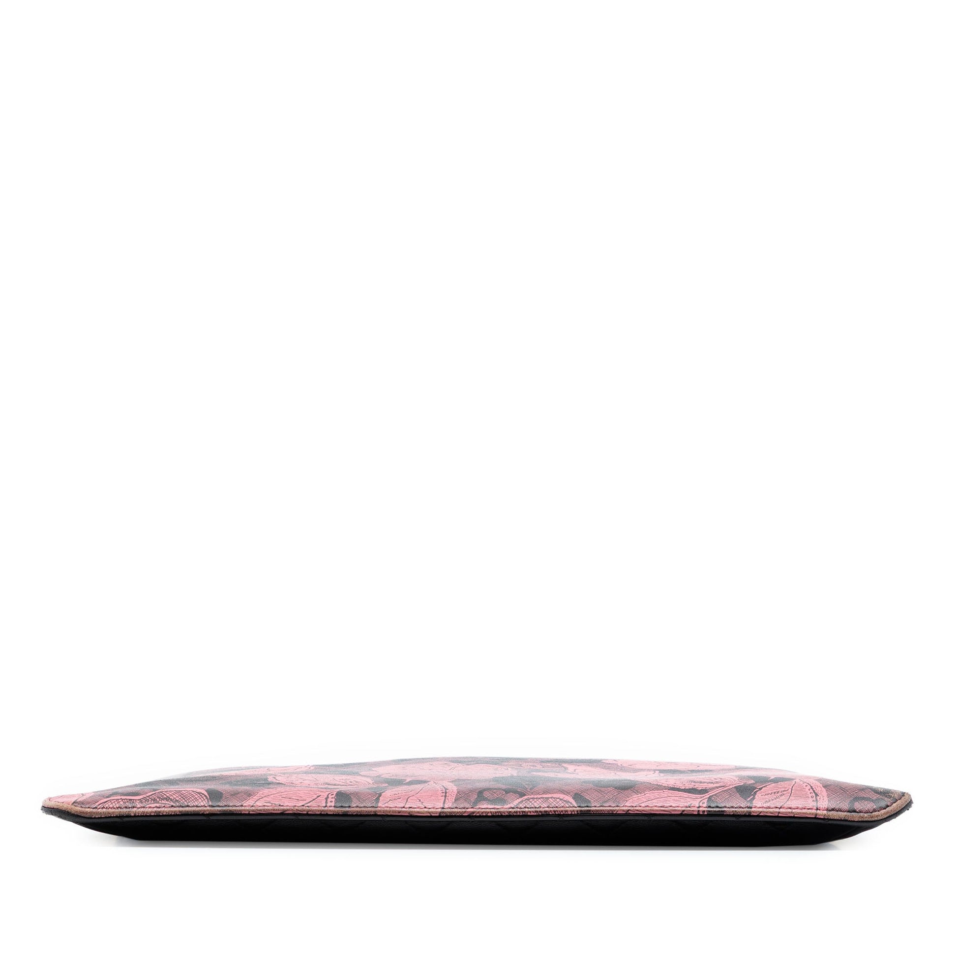 Large CC Quilted Calfskin Camellia Printed O Case Clutch