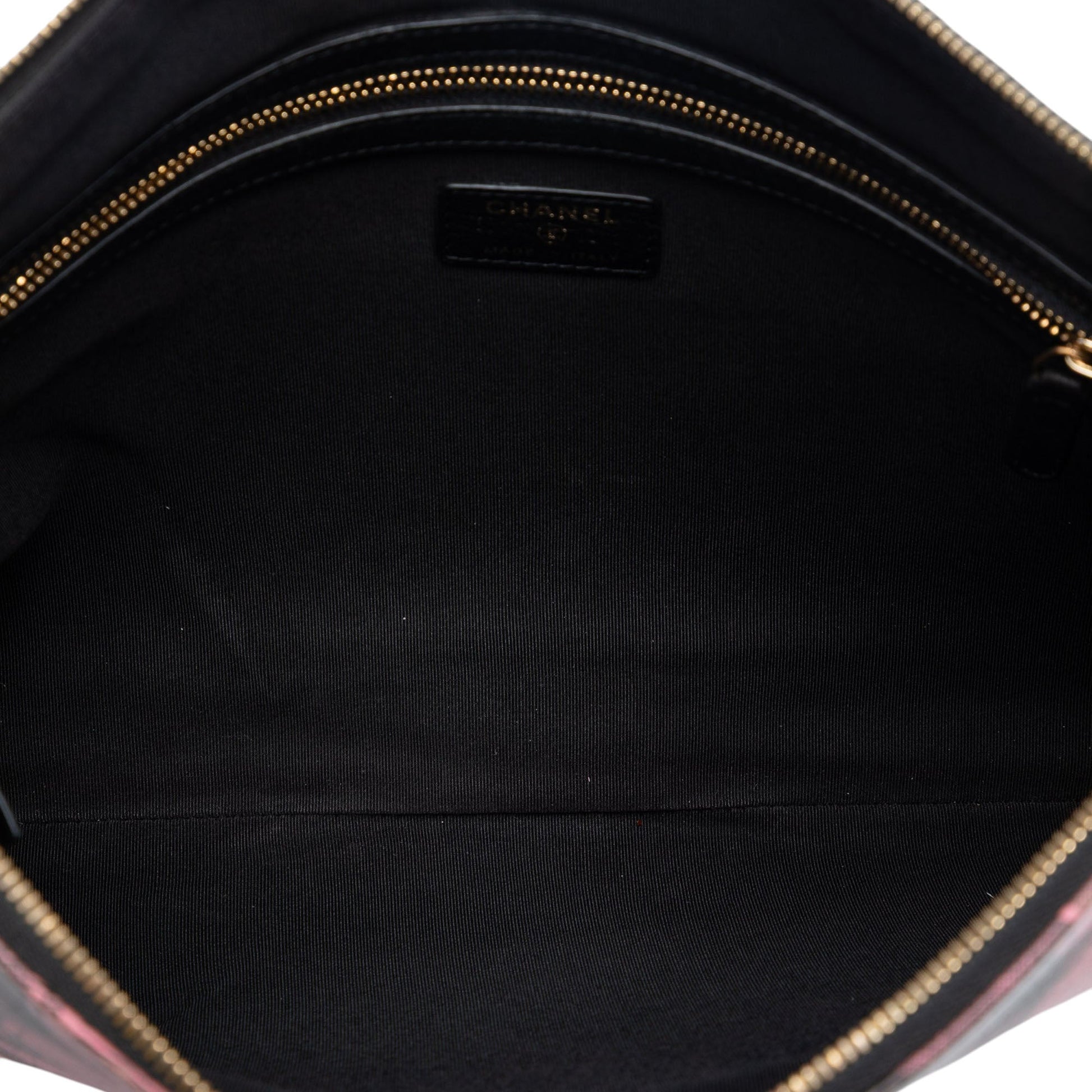 Large CC Quilted Calfskin Camellia Printed O Case Clutch