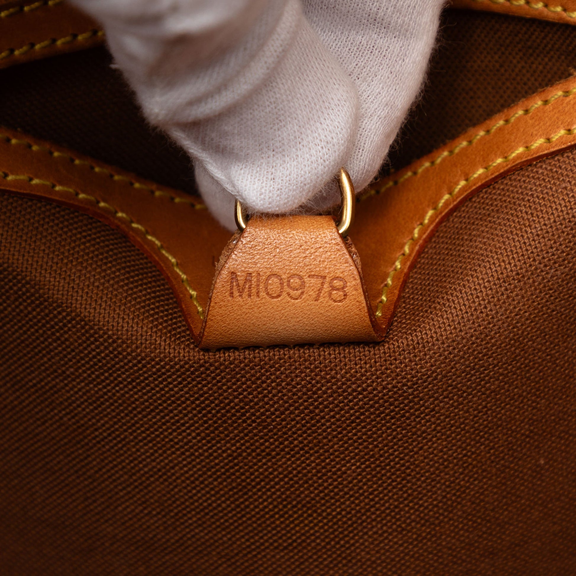 Louis Vuitton Monogram Ellipse MM