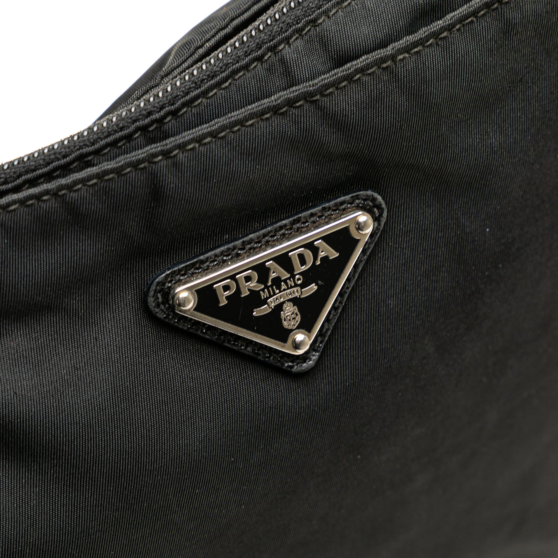 Tessuto Zip Top Crossbody