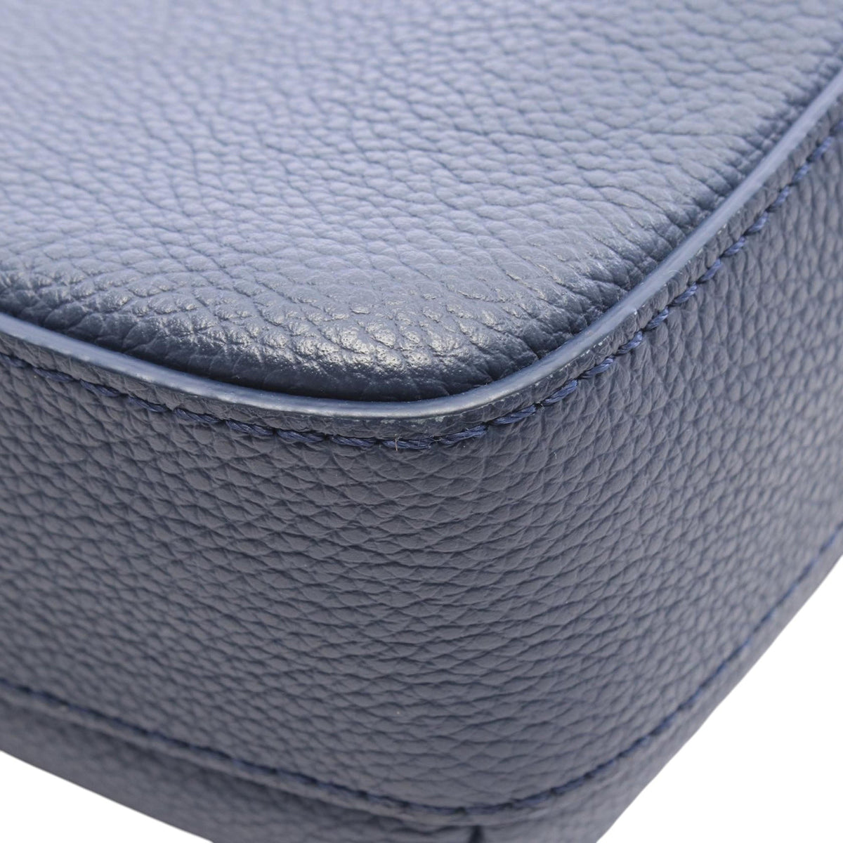 Louis Vuitton Aerogram Fastline Messenger Bag