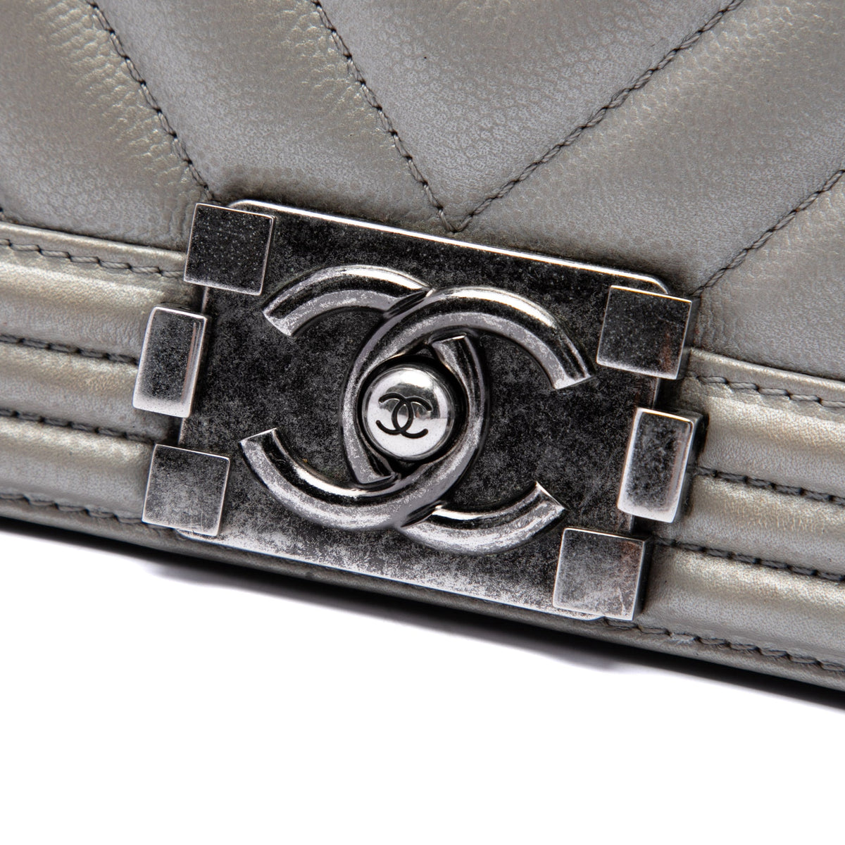 Chanel Old Medium Chevron Caviar Boy Flap — Silver