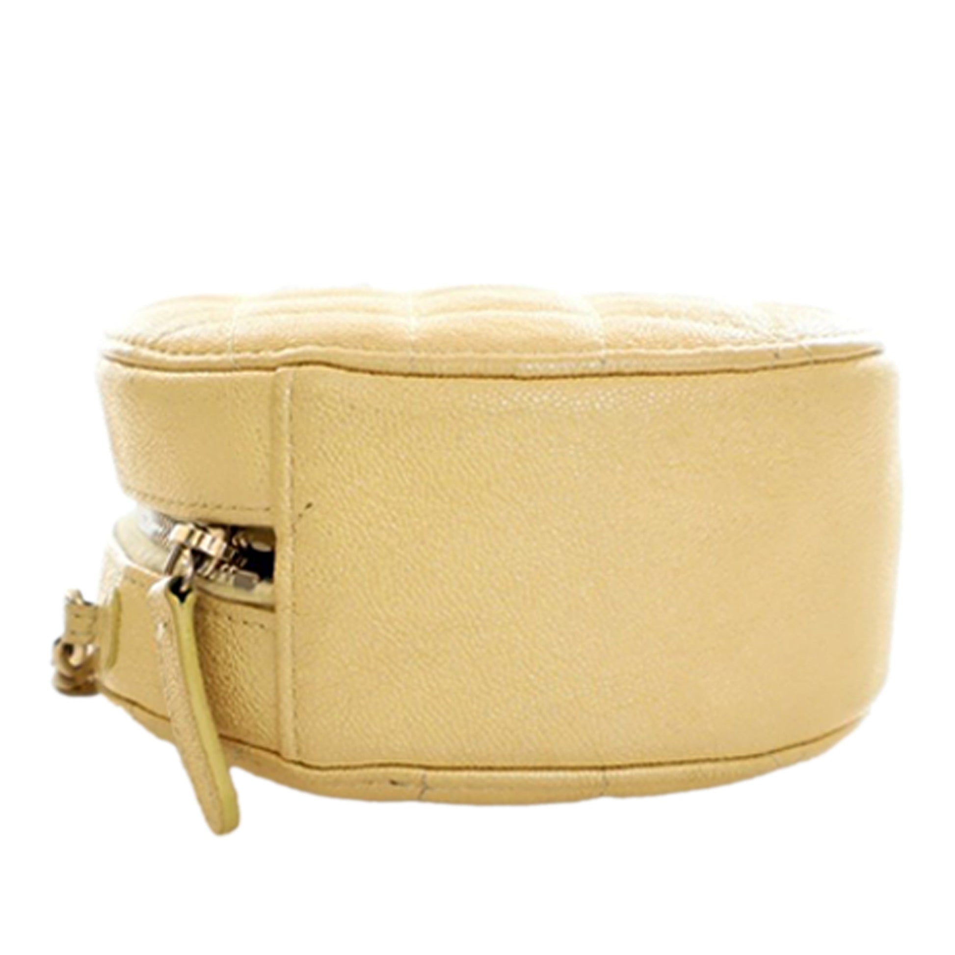 Chanel CC Quilted Caviar Round Clutch With Chain
