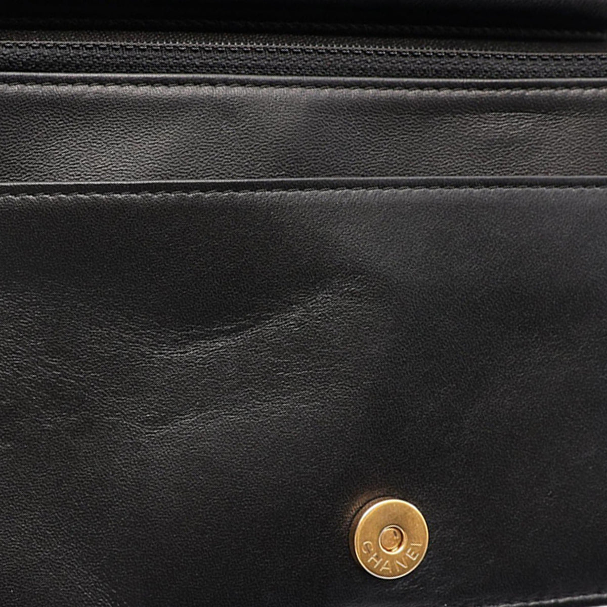 Chanel Quilted Lambskin Boy Wallet On Chain — Black