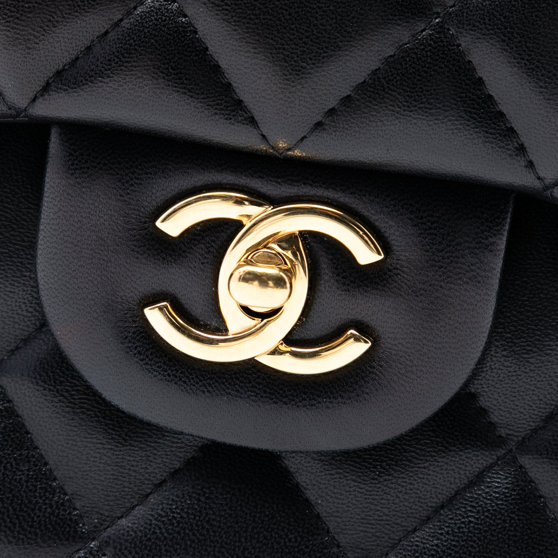 Chanel Jumbo Classic Lambskin Double Flap