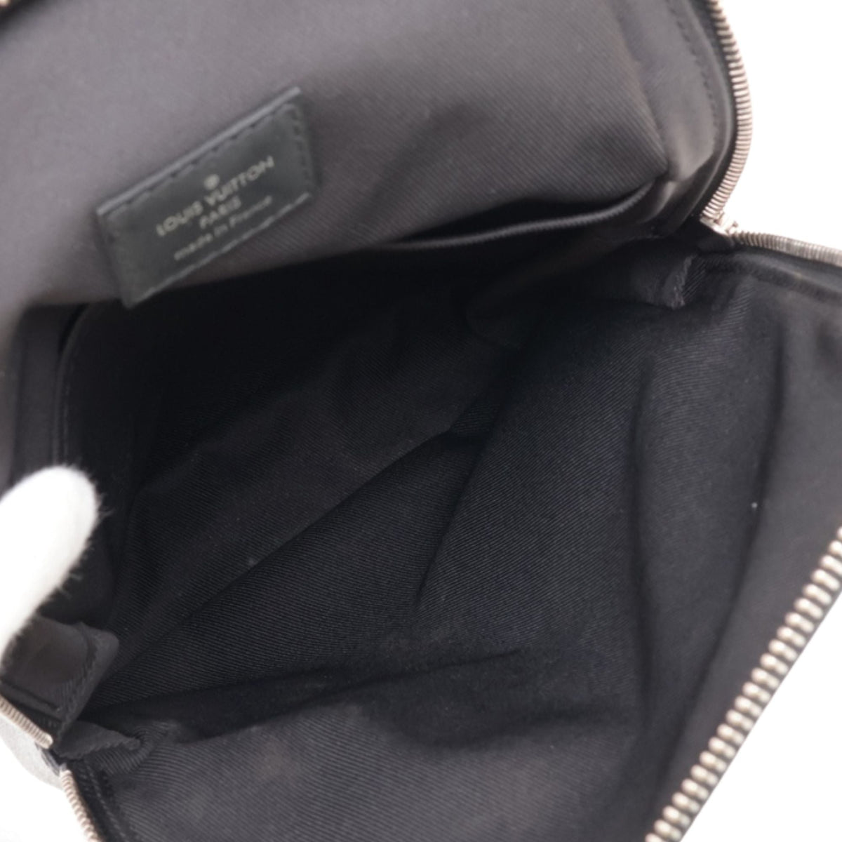 Louis Vuitton Damier Graphite Avenue Sling — Black
