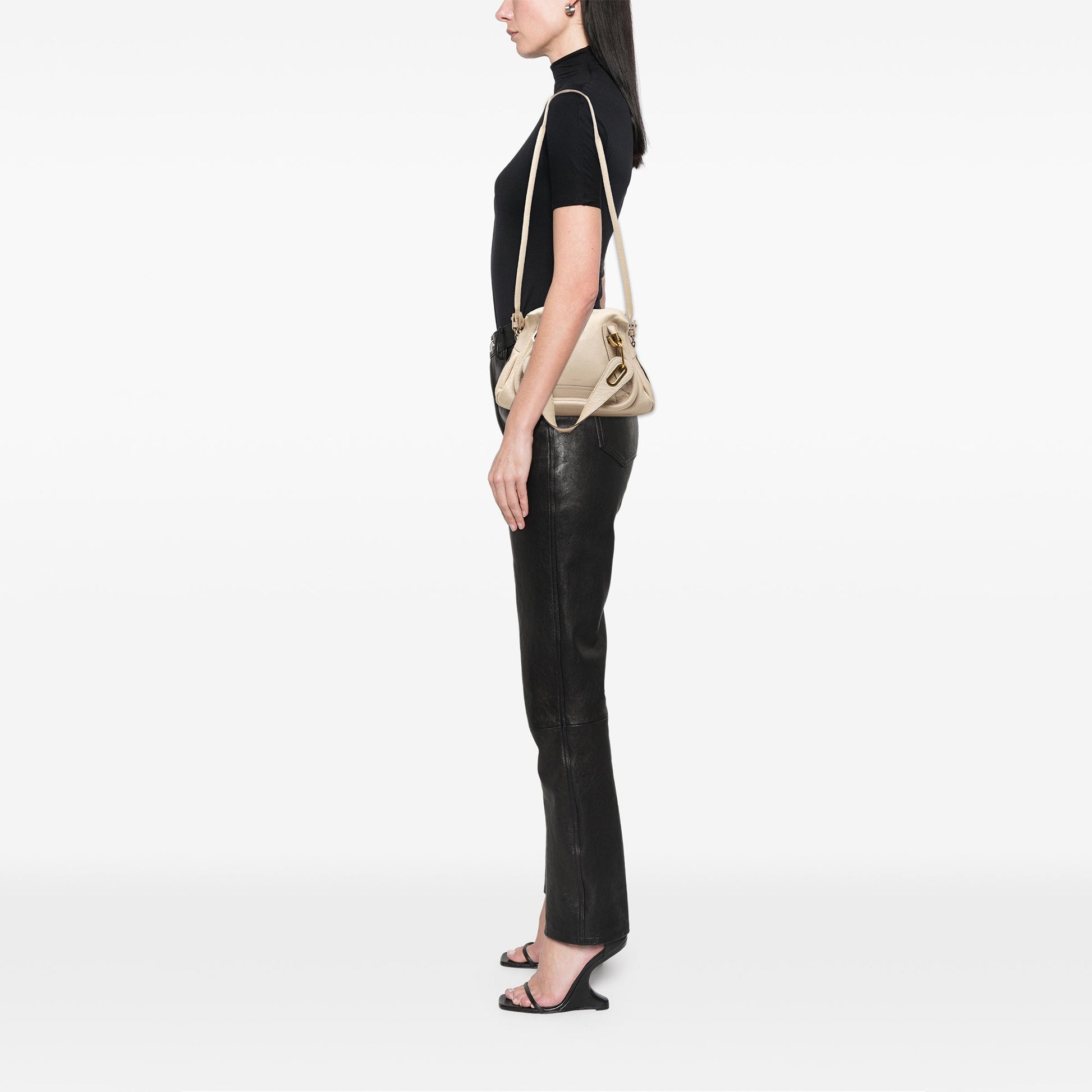 Chloé Small Pebbled Leather Paraty Satchel