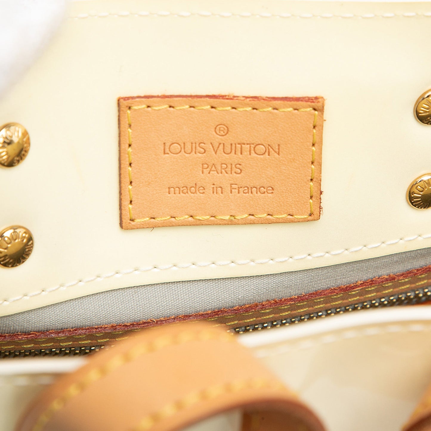 Louis Vuitton Monogram Vernis Reade PM