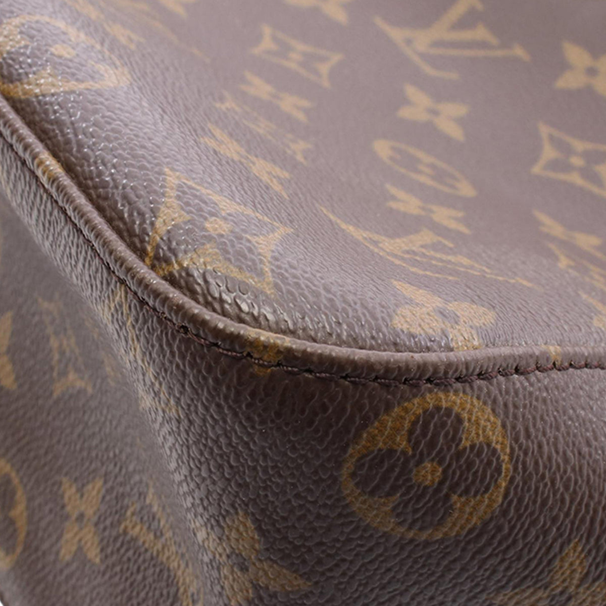 Louis Vuitton Monogram Looping GM