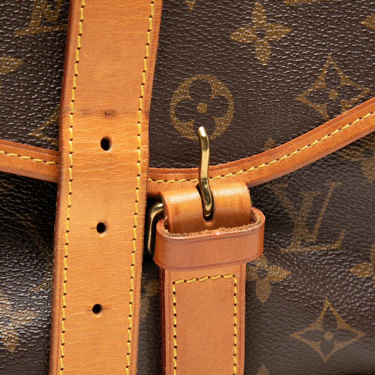 Louis Vuitton Monogram Saumur 35