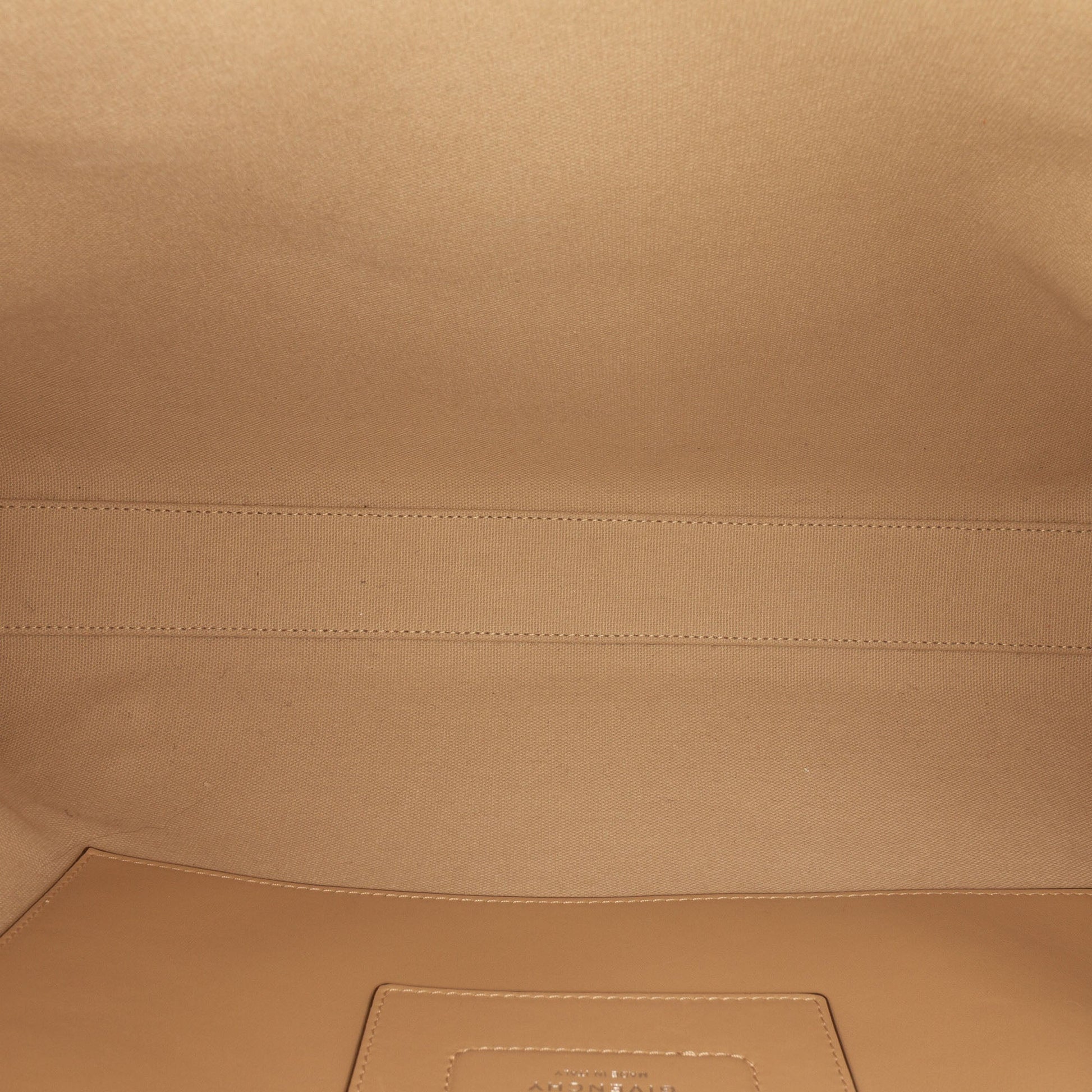 Givenchy Medium Smooth Calfskin Antigona Soft Bag
