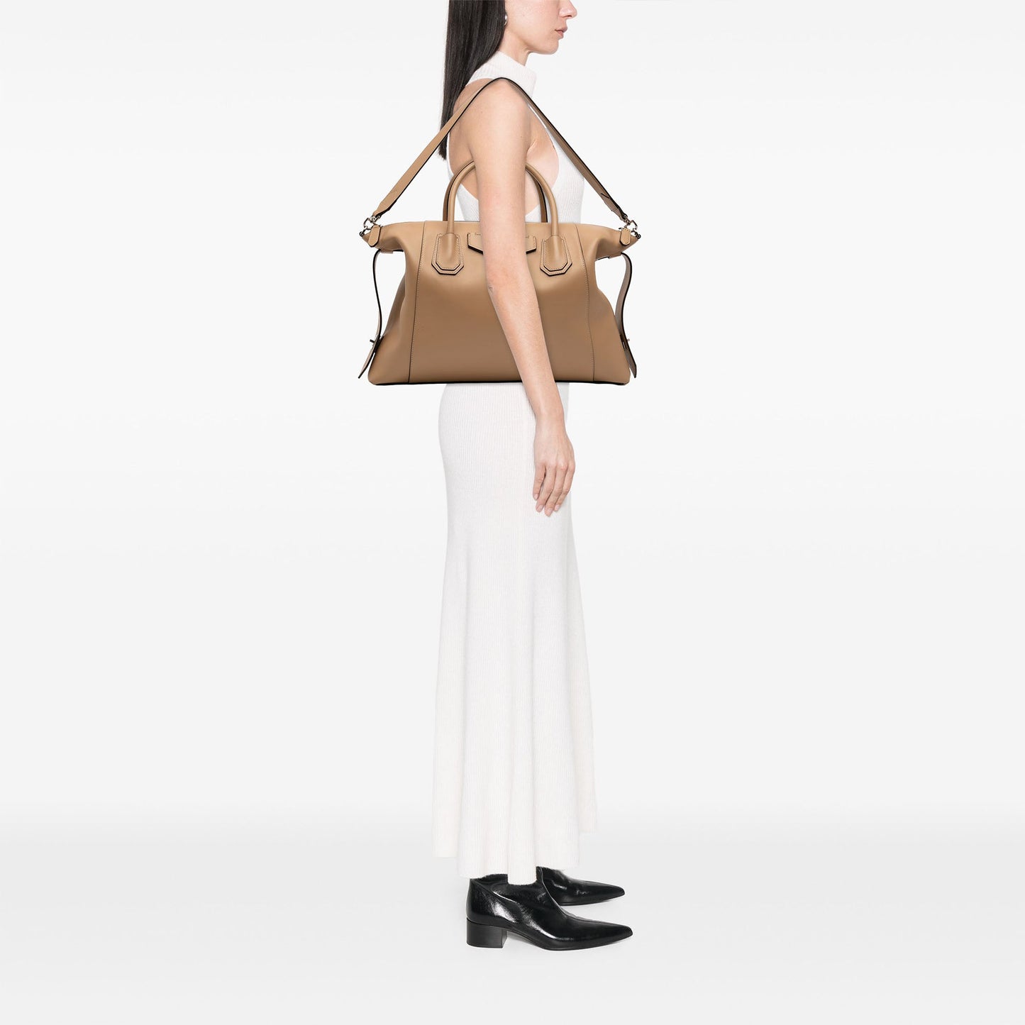 Givenchy Medium Smooth Calfskin Antigona Soft Bag