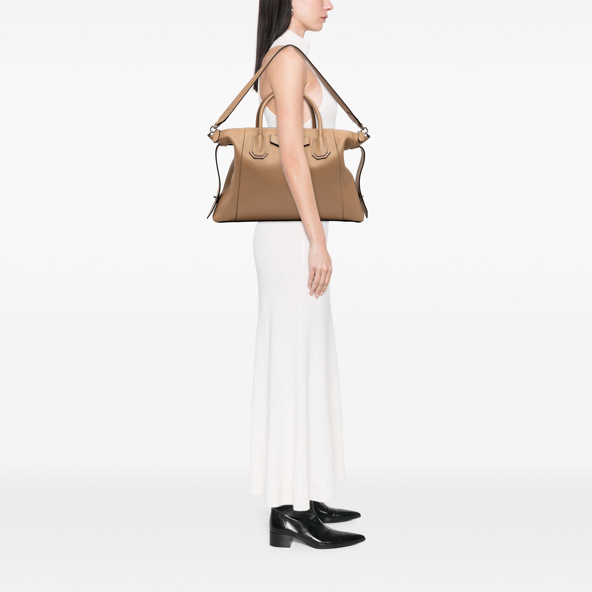 Givenchy Medium Smooth Calfskin Antigona Soft Bag
