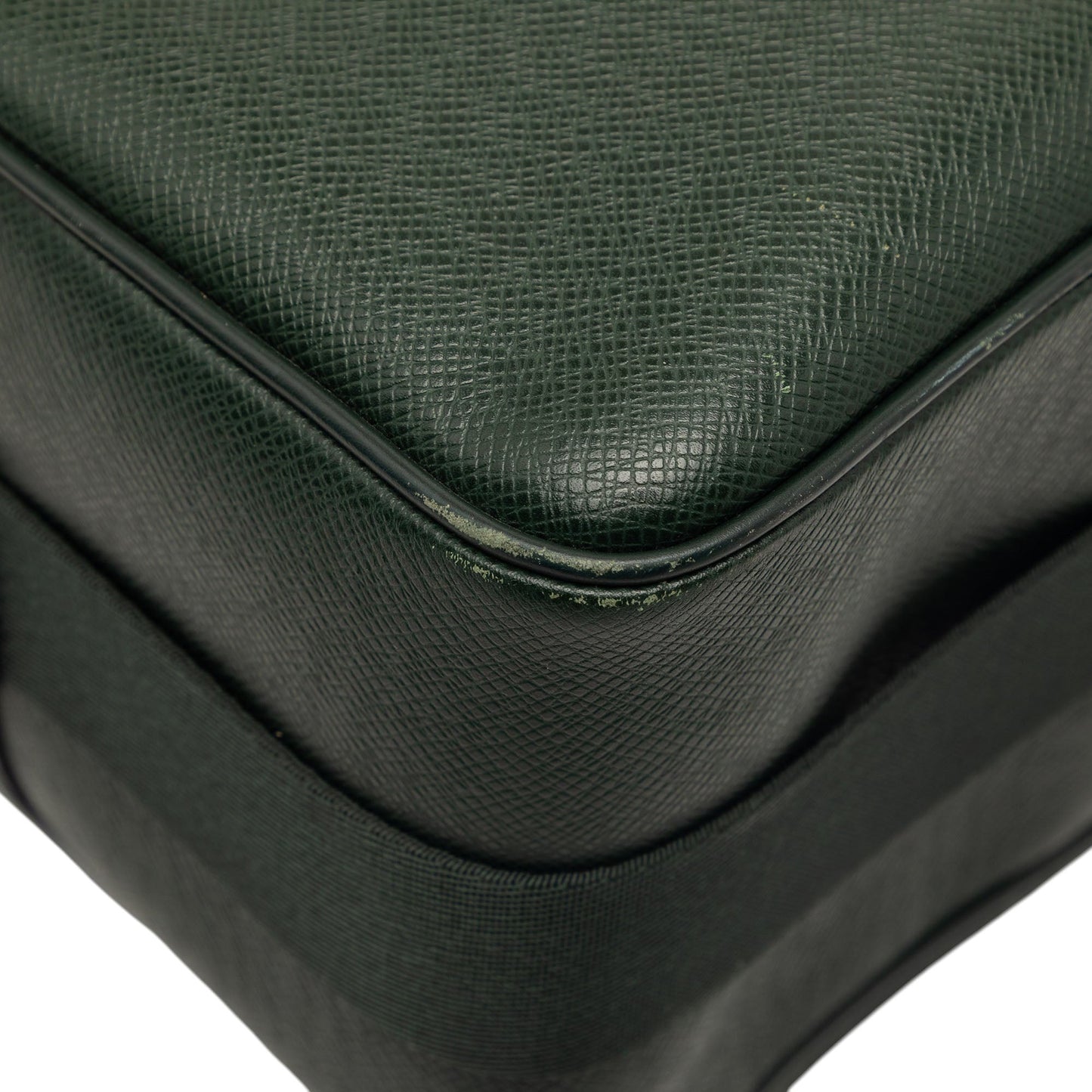 Louis Vuitton Taiga Reporter PM