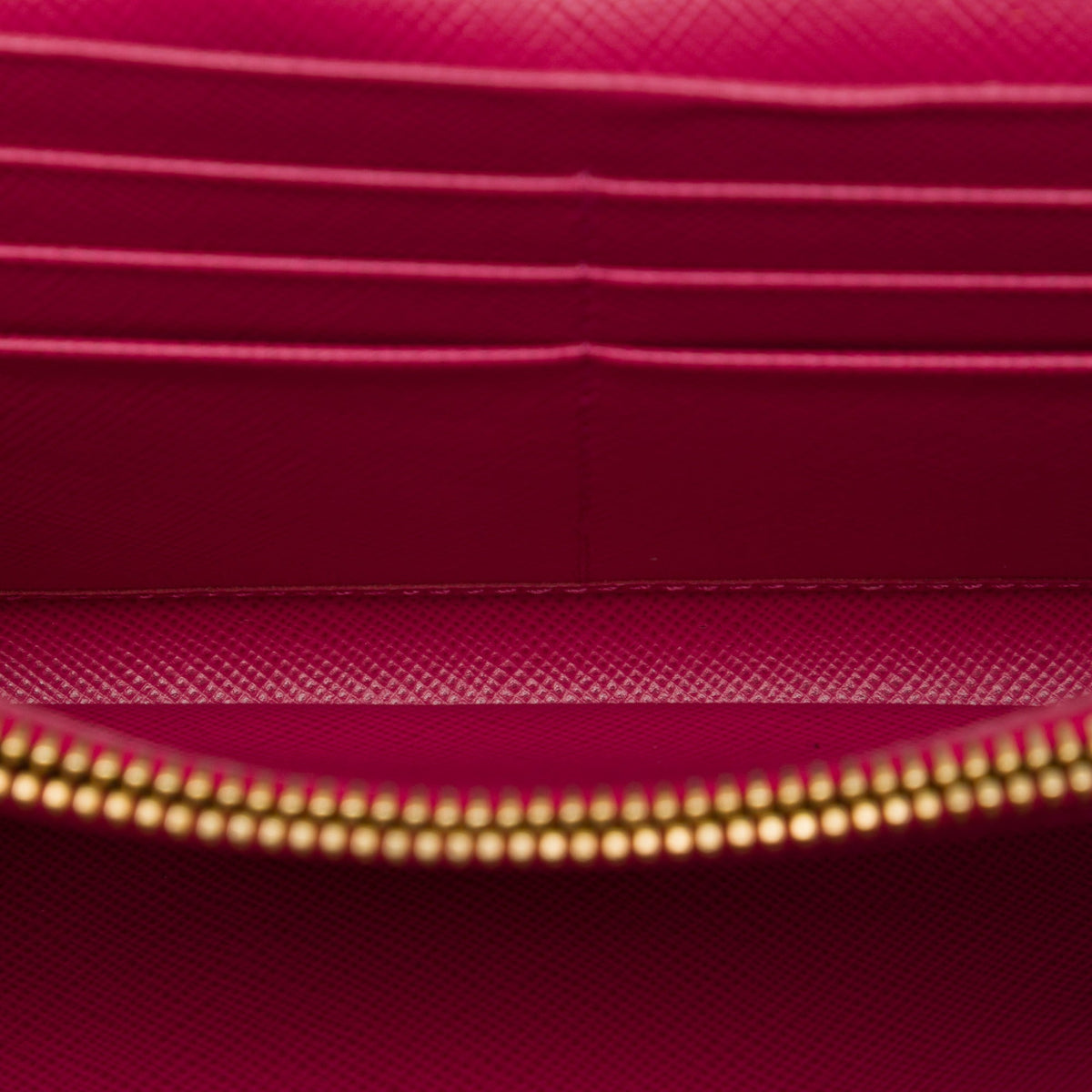 Prada Saffiano Wallet On Chain — Pink