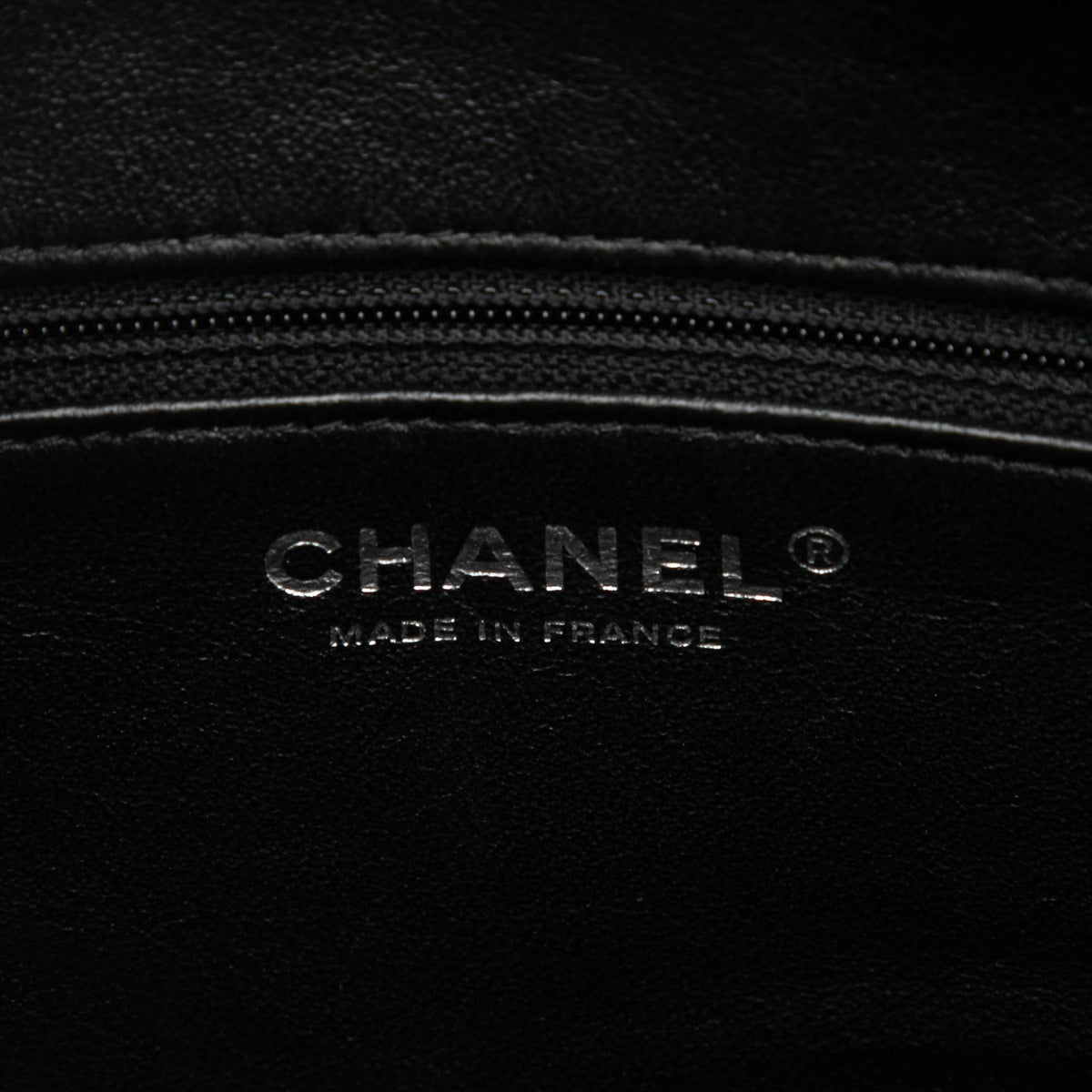 Chanel Tweed and Resin Zipped Chain Shopping Bag