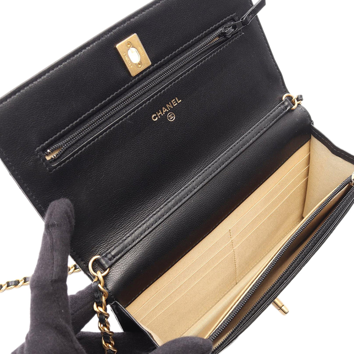 Chanel CC Quilted Lambskin Pearl Crush Wallet On Chain